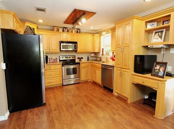 5th image of 5420 Magnolia Dr