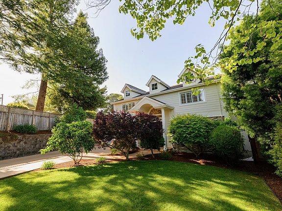 2nd image of 26 Torrey Oaks Ct