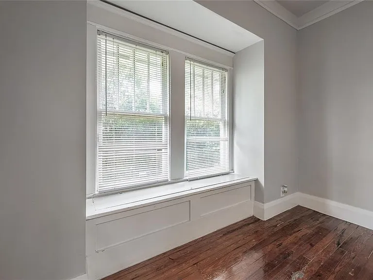 4008 N Central Ave — Photo 7