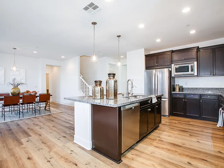 11632 Solaire Way — Photo 4