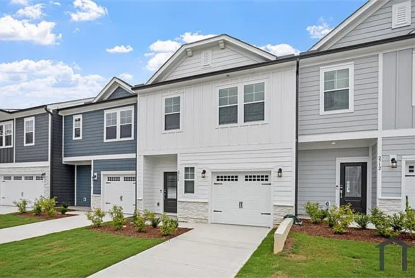 3 bed, 1714 sqft, $2,650 — Photo 3