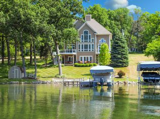 W5195 Stewart Dr, Elkhorn, WI 53121