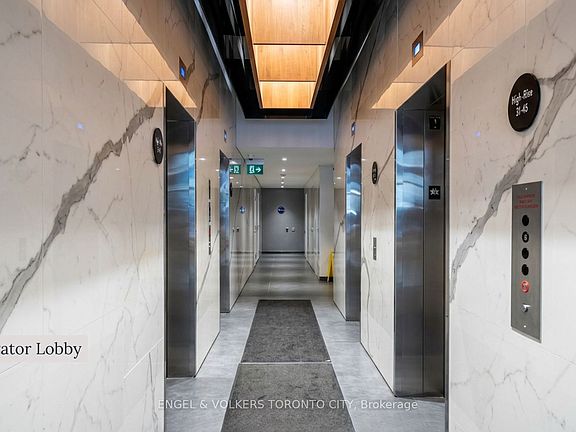 3rd image of 161 Roehampton Ave #4211