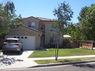 19532 Cohasset St, Reseda, CA 91335