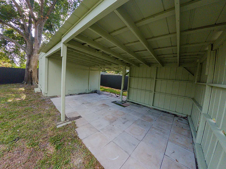 352 Johnston St — Photo 25