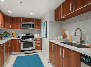 Santa Monica Federal by Wiseman, Los Angeles, CA 90025
