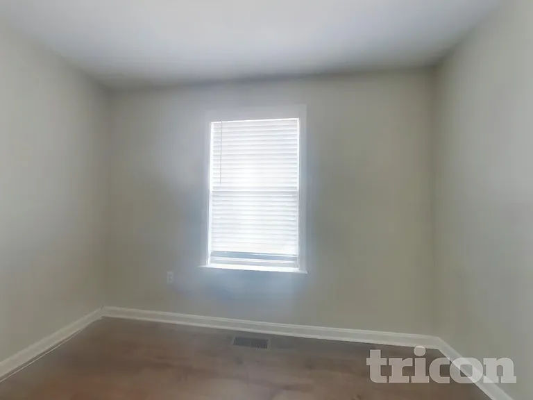 3182 Gainsborough Ct — Photo 12