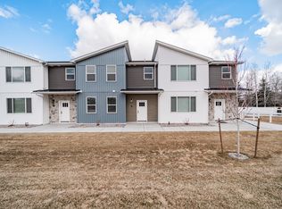 822 E Sunnyside Rd APT 2, Idaho Falls, ID 83404