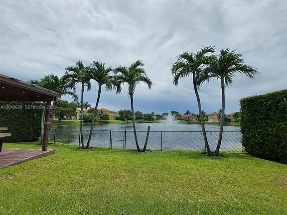 3rd image of 5350 SW 130th Ter #5350