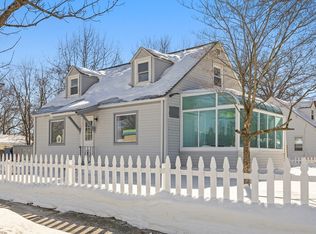 4 Seneca St, Springfield, MA 01151