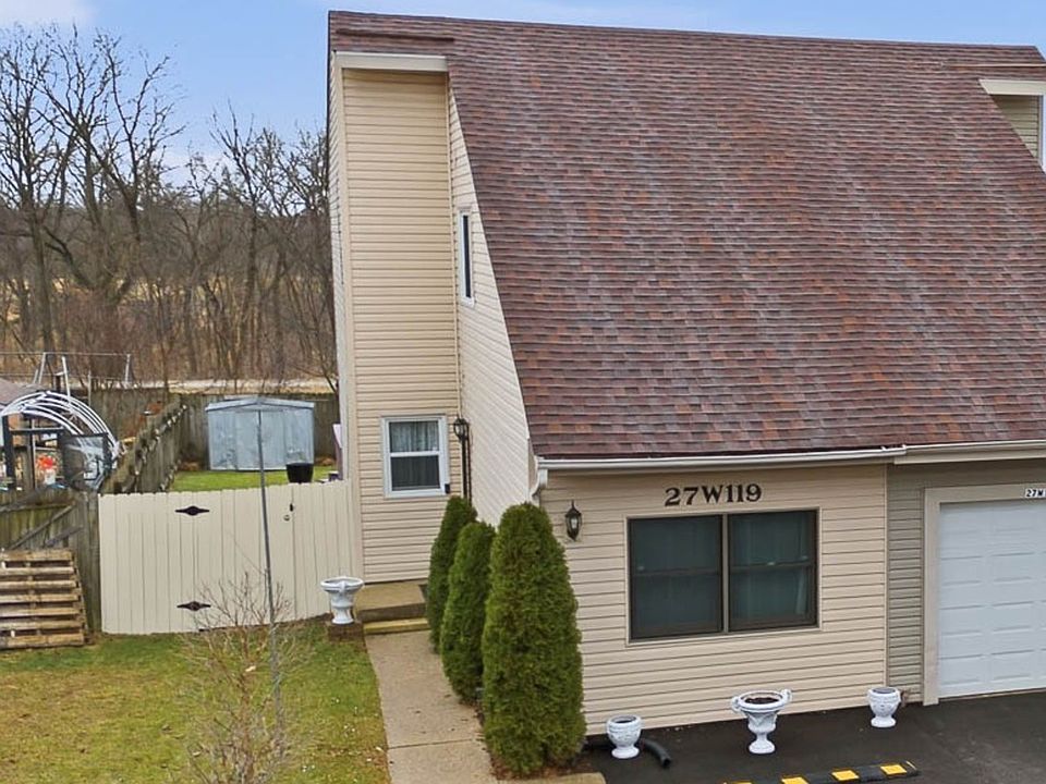1st image of 27W119 Cooley Ave