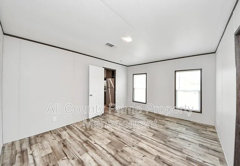 1556 Brown Rd — Photo 20