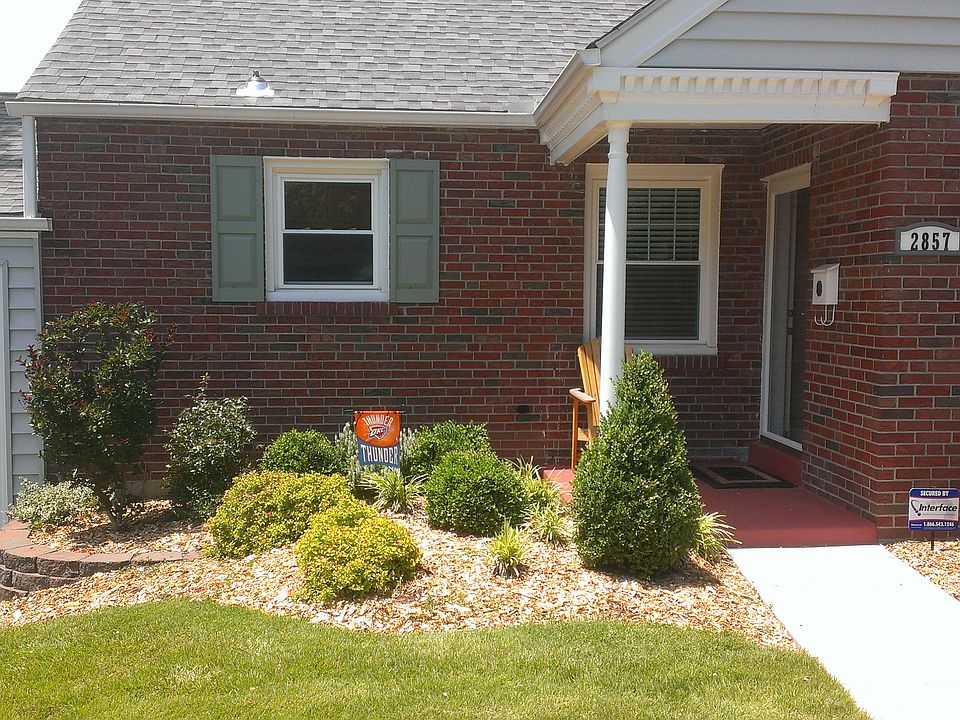 1st image of 2857 Chadwick Dr