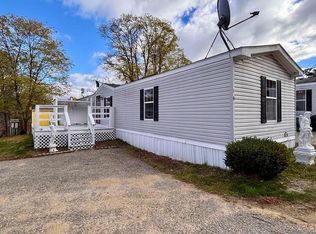 4 Trail St, Franklin, NH 03235