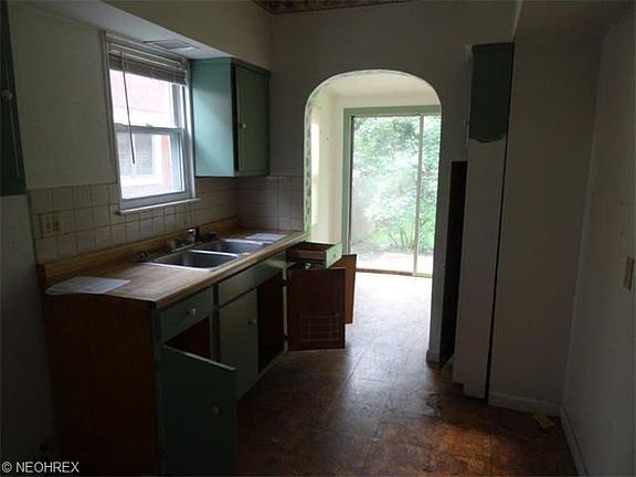 5th image of 104 E Ido Ave