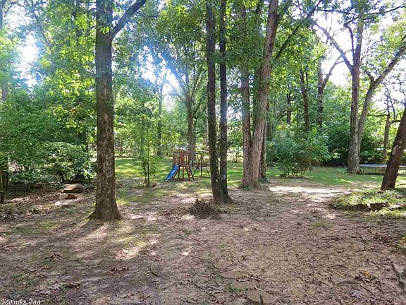 3rd image of 2 Alta Vista Dr