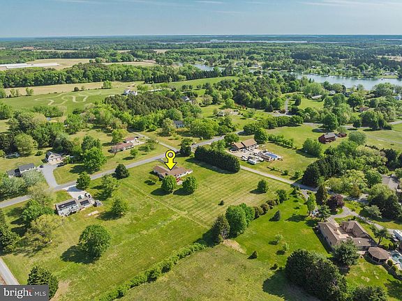 5th image of 64 Long Creek Dr