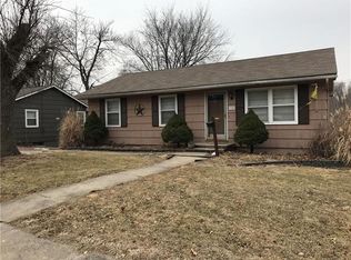 325 N Boardman St, Pleasant Hill, MO 64080