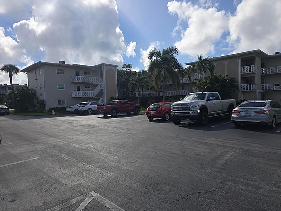 2nd image of 2812 Garden Drive S #301