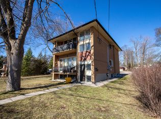 722 Chemong Rd, Peterborough, ON K9H5Y9