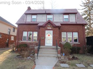 16767 Edinborough Rd, Detroit, MI 48219