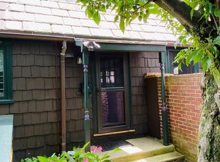 86 Garden St #R, Cambridge, MA 02138