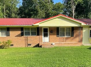 823 Ayers St, Cheraw, SC 29520