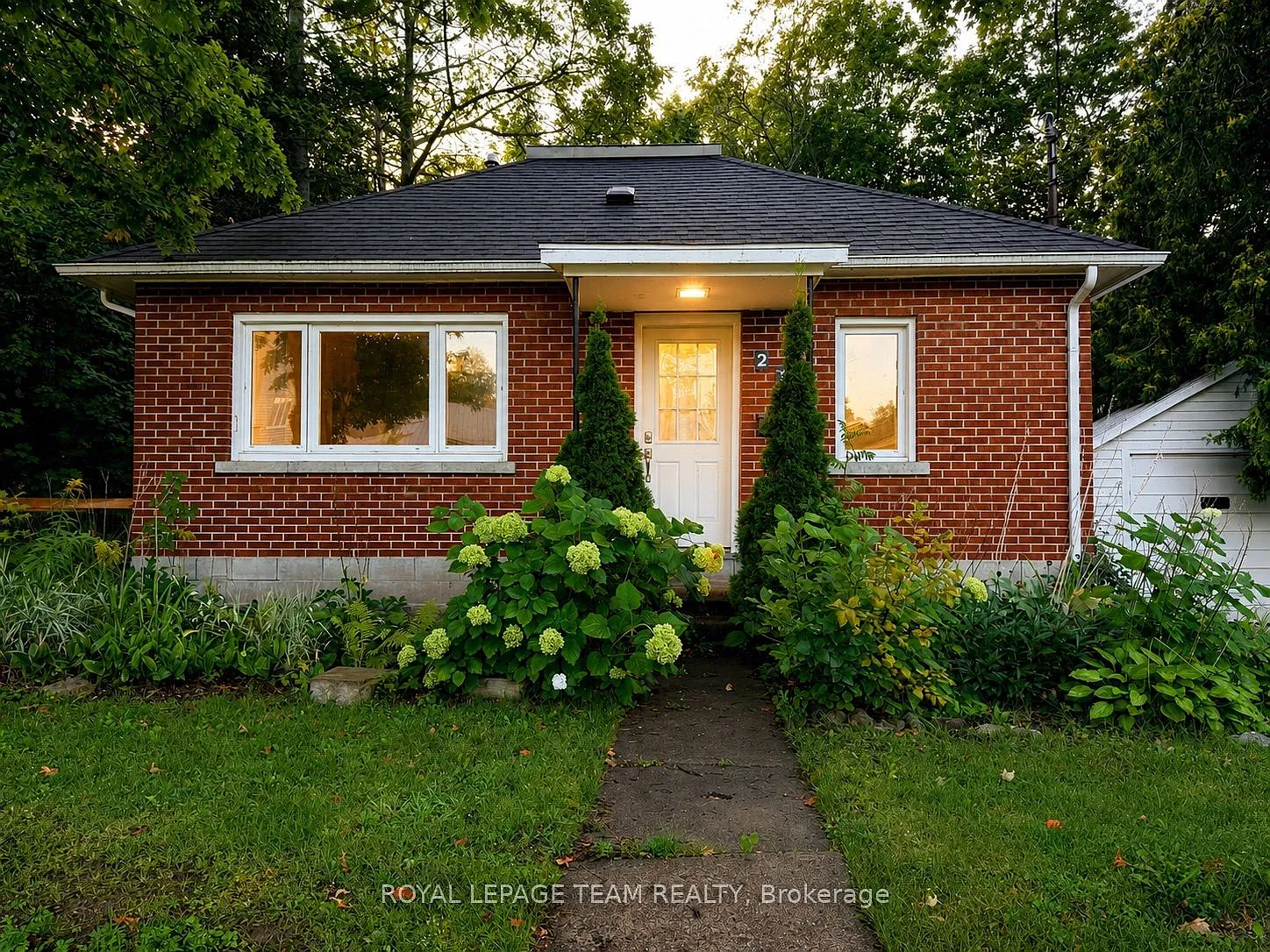 2 bed, $3,000 — Photo 3