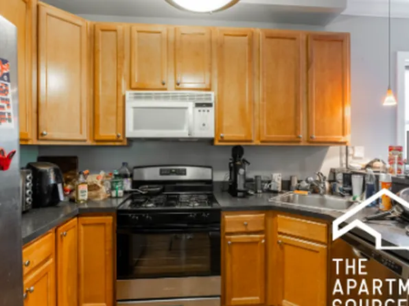 1318 W Roscoe St Unit 2, Chicago, IL 60657