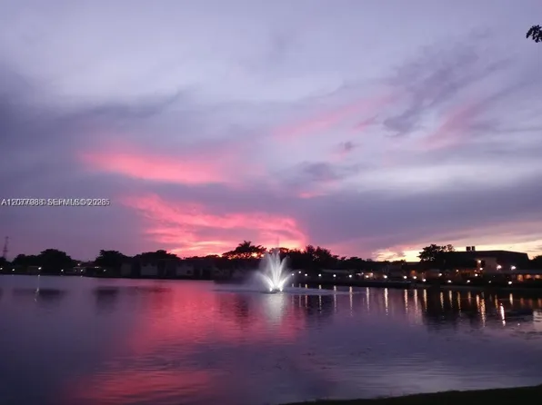 351 Cambridge Rd APT 308, Hollywood, FL 33024