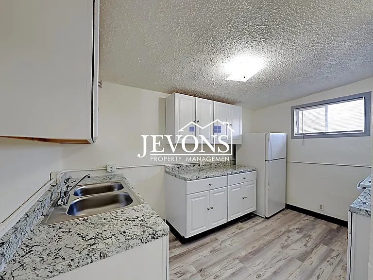 20 S Fair Ave #2 — Photo 3