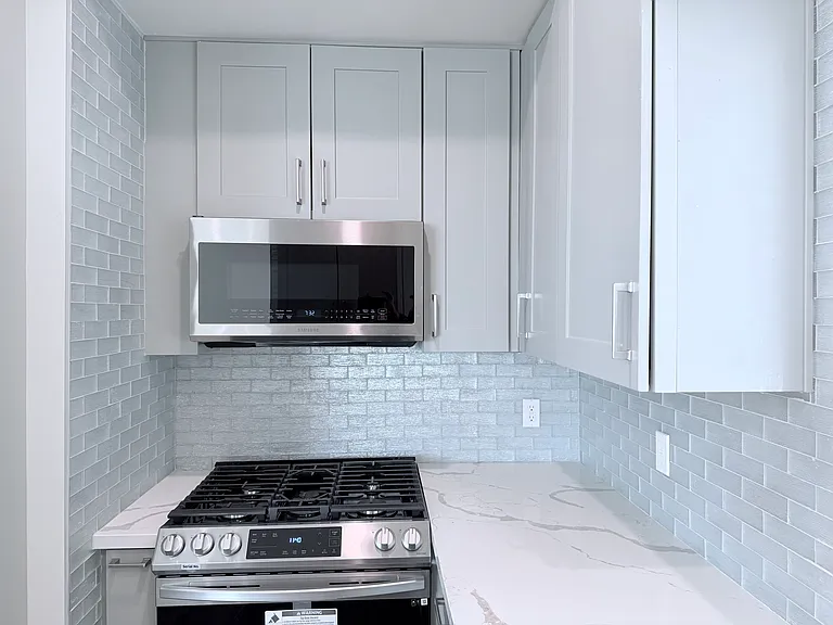 6011 Fair Ave — Photo 14