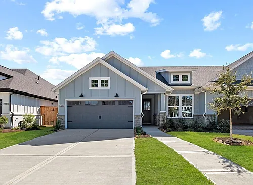 10114 Native Grove Dr Photo 1