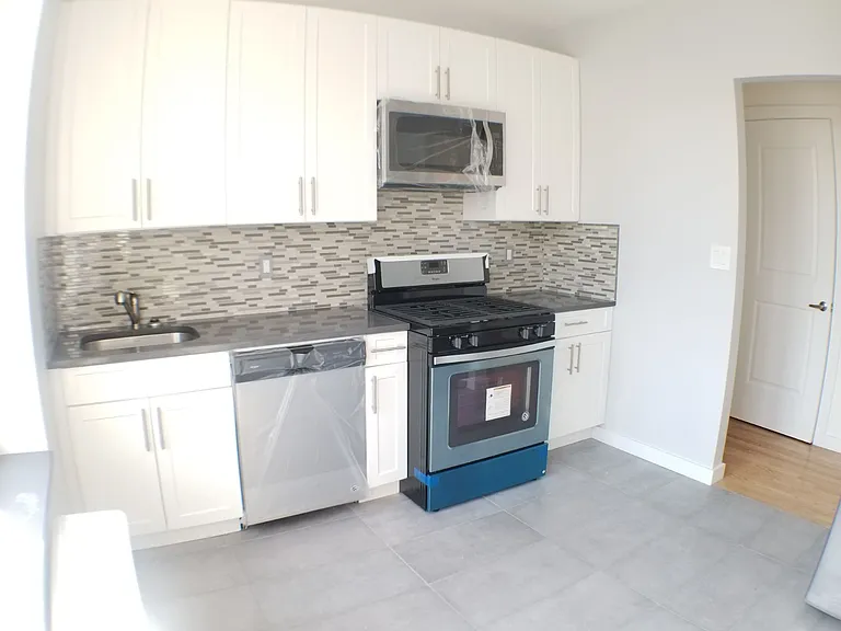 427 Fort Washington Ave #5G — Photo 11