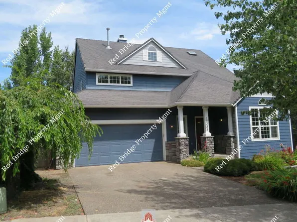 18385 SW Swanstrom Dr, Sherwood, OR 97140