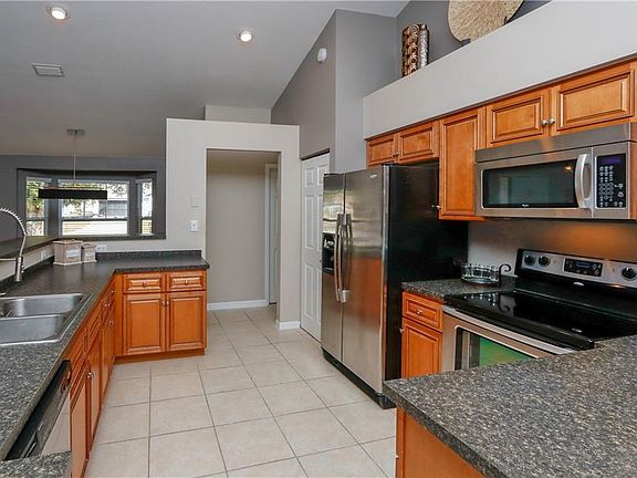 5th image of 24138 Eastwick Ln