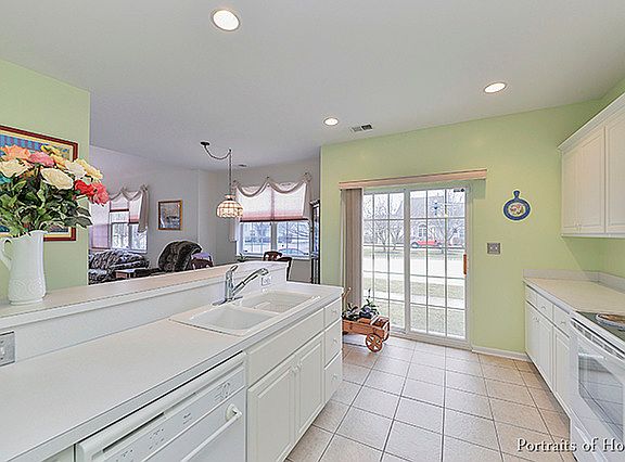 4th image of 1632 Fairwood Pl #1632