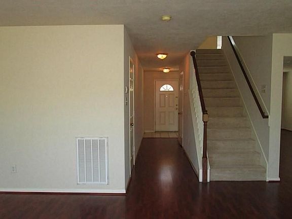 2nd image of 11010 Heron Nest St