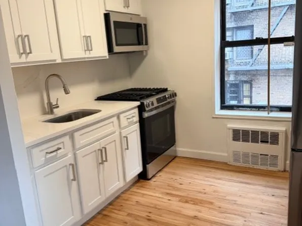 2601 Glenwood Road image 1 of 6