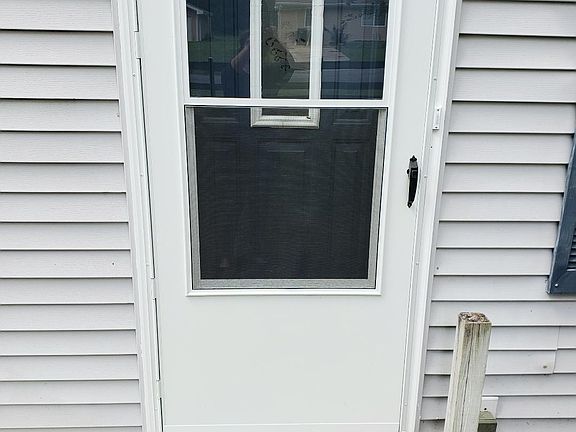 2nd image of 51285 Helmen Ave