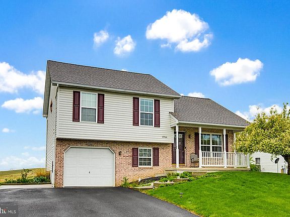 2nd image of 3744 Mountain Shadow Cir
