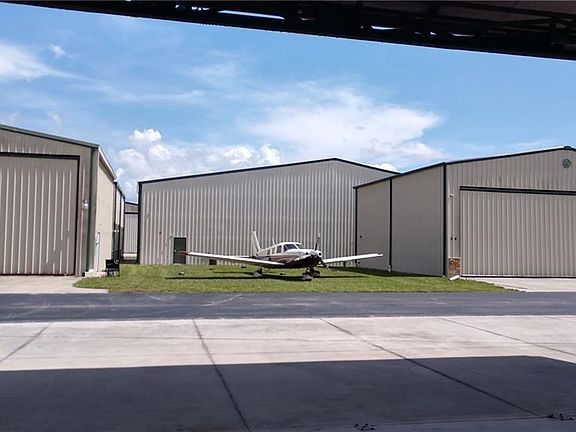 4th image of 1321 Apopka Airport Road Hngr #25