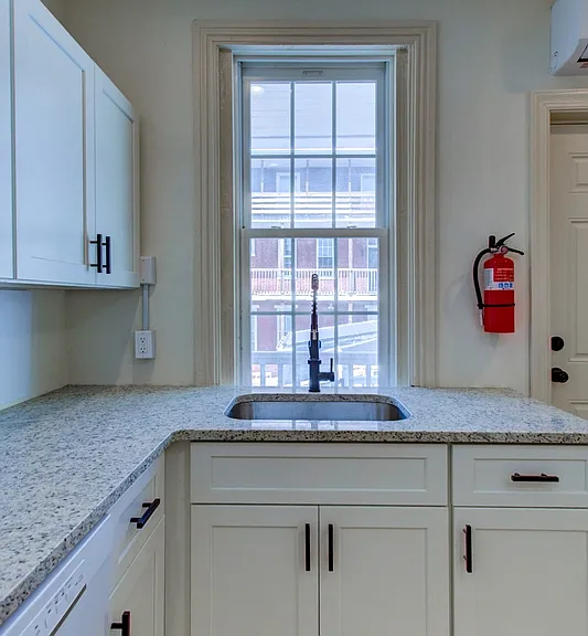 515 Locust St #2 — Photo 11