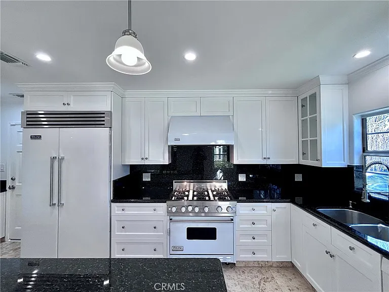 7530 Westlawn Ave — Photo 12