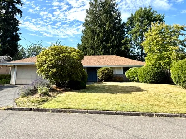 17028 NE 18th St, Bellevue, WA 98008