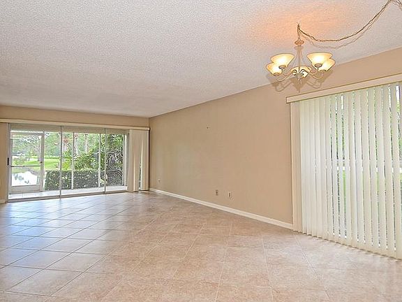 2nd image of 4389 Longmeadow #1