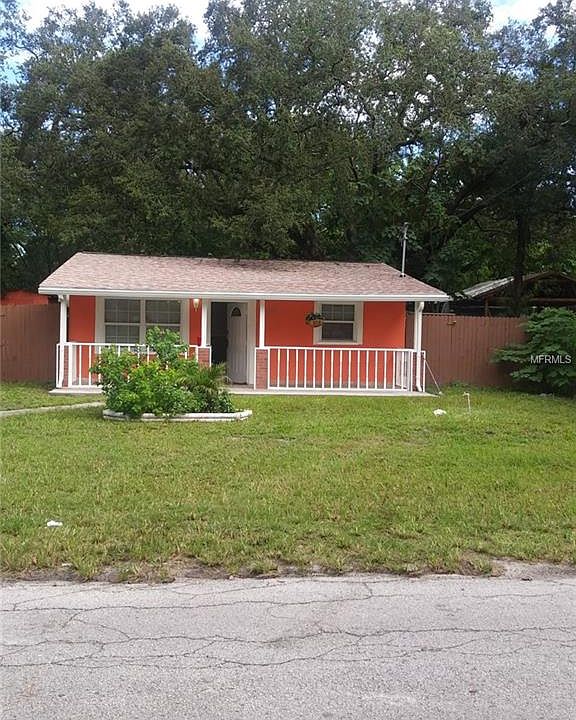 1st image of 1206 E Poinsettia Ave
