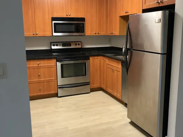 10604 Royal Palm Blvd #604, Pompano Beach, FL 33065