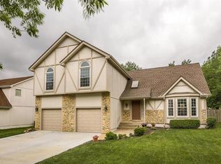 15102 Beverly St, Overland Park, KS 66223