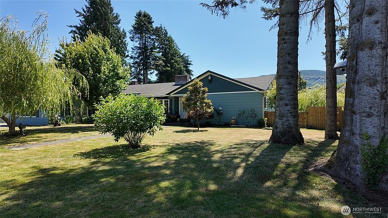 5th image of 903 Jameson Street